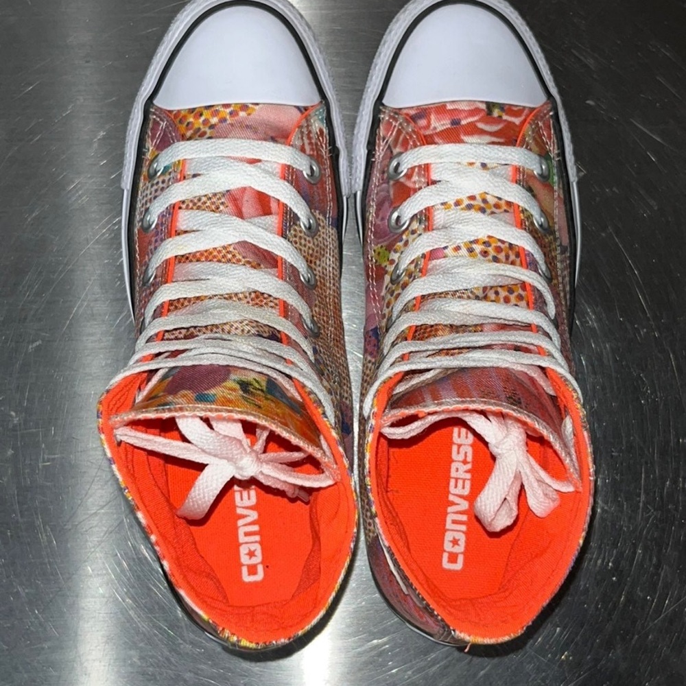 🌼🌹🌻Converse Women's Digital Floral Sneakers 🌸🌺🌷 - Picture 9 of 10